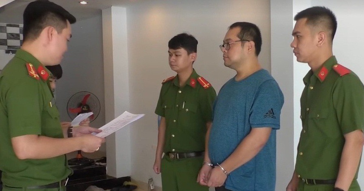 Bắt 5 người Trung Quốc dụ dỗ trẻ vị thành niên quay clip sex