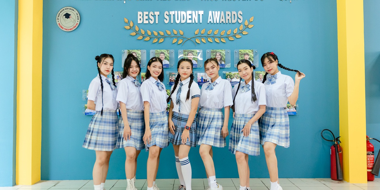 Tiết mục văn nghệ siêu cute của teen trường THCS Nguyễn Du trong lễ khai giảng