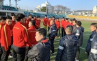 U23 tập nhẹ buổi đầu tiên ở Hàn Quốc