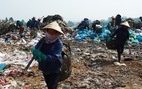 Bãi rác Khánh Sơn cao như núi, đang tiếp tục cao thêm