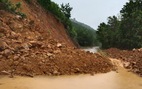 Quảng Nam mưa lớn, đường ngập nước, sạt lở miền núi