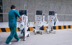 Doanh nghiệp tặng máy thở cho bệnh viện giữa lúc TP.HCM căng sức chống dịch
