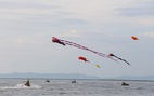 'No mắt' với màn trình diễn diều trên biển Hà Tiên