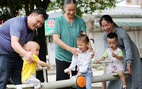Trung Quốc cho phép người dân làm việc tại nhà, hỗ trợ nhà ở để tăng tỉ lệ sinh