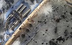 Sân bay Donetsk của Ukraine bị nã pháo tan nát