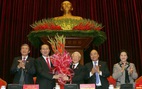 Đại biểu chúc mừng Tổng Bí thư Nguyễn Phú Trọng tái đắc cử