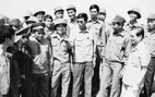 Thủ tướng Hun Sen và 40km vượt qua lằn ranh lịch sử