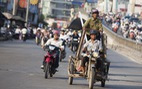 Hà Nội bắt đầu tịch thu xe ba bánh 'nhái'