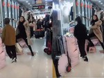 Cô chủ shop đón khách "không trượt phát nào"