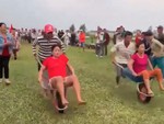 Giải đua xe rùa độc đáo ở vùng quê