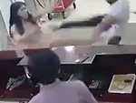 Sàm sỡ nhầm nữ võ sĩ Việt, người đàn ông Mỹ bị đánh tới tấp