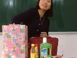Học trò gói cả 'tạp hóa' vào thùng carton tặng cô giáo ngày 20-11