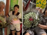 Cụ ông tặng quà cho vợ ngày 20-10