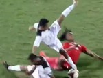 BLV cười xỉu với Ronaldo Indonesia đốn ngã 2 cầu thủ Timor Leste