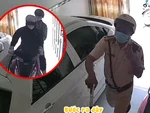 2 cô gái lao xe máy vào nhà dân trốn CSGT bất thành
