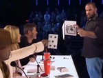Màn ảo thuật nhận nút vàng của giám khảo America's Got Talent