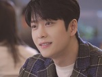 'Bạn trai Hàn trên phim' của Nhã Phương gây sốt vì... mặc xấu