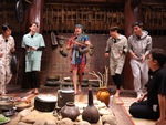 Lê Dương Bảo Lâm tổ chức buổi nhạc kịch cười bể bụng ở Tây Nguyên