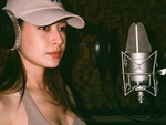 Mặc kệ bị chê hát dở, Chi Pu vẫn quyết mỗi tháng ra mắt một MV!