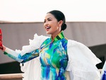 Ngọc Châu bị chê ‘cười không đúng chỗ’ trên sàn catwalk