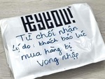 Ảnh vui 28-5: Khách bom hàng vì bị... 'vong nhập'