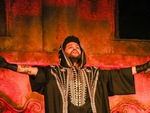 Chỉ trong một concert, The Weeknd tung 9 bài mới