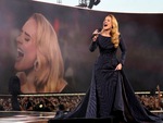 Adele tạm chia tay âm nhạc để xây dựng 'hạnh phúc riêng'