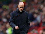 HLV Erik Ten Hag nhận ‘gạch đá’ sau thất bại của Man Utd