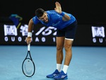 Djokovic bị tố giả vờ chấn thương để tăng kịch tính cho trận đấu