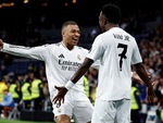 Real Madrid lập kỷ lục với doanh thu hơn 1 tỉ euro