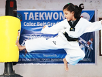 Cô bé Ấn Độ 7 tuổi trở thành huấn luyện viên taekwondo trẻ nhất thế giới