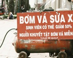 Nhìn những biển hiệu này để thấy Sài Gòn quá đỗi dễ thương