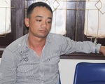 Giả danh công an nhận bảo kê kinh doanh vỉa hè