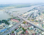 Hanoi builds 14 bridges over the Red and Duong rivers