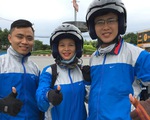 Chạy xe máy 1.800km xuyên Việt không dùng tiền mặt