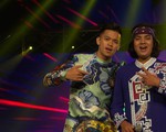 Trọng Hiếu nhảy rách giày trong VTV Countdown 2018