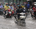 Triều cường đạt đỉnh, TP.HCM có nguy cơ ngập nặng cuối tuần
