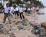 Rác thải nhựa đổ ra biển: ô nhiễm trắng!