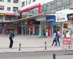 Bé sơ sinh rơi từ tầng 31 chung cư Linh Đàm: mẹ vứt con do quẫn trí?