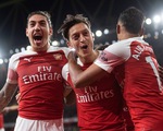 Trở lại sau chấn thương, Mesut Ozil đưa Arsenal vào tốp 4