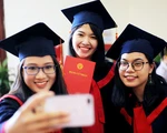Thủ khoa tốt nghiệp đại học: Sinh viên không chỉ có việc học
