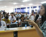 Chạy việc, thuê người khác viết luận văn là kỹ năng mềm?
