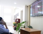 Chứng khoán gãy nhịp tăng trưởng, đỏ sàn phiên thứ 7