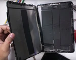 iPad Pro mới của Apple rất dễ bị bẻ gãy