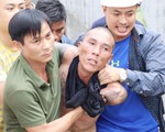 Người đàn ông nghi 