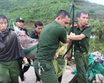 Cật lực cứu người trong vụ sạt lở ở Nha Trang