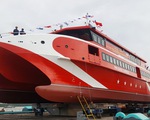 Hạ thủy tàu cao tốc hai thân ‘khủng’ nhất Việt Nam