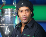 Ronaldinho bị chính quyền Brazil tịch thu tài sản
