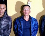 Cấm đi khỏi nơi cư trú 3 người hành hung nhân viên hàng không