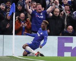 Đè bẹp đối thủ, Chelsea và Arsenal thẳng tiến với ngôi đầu bảng